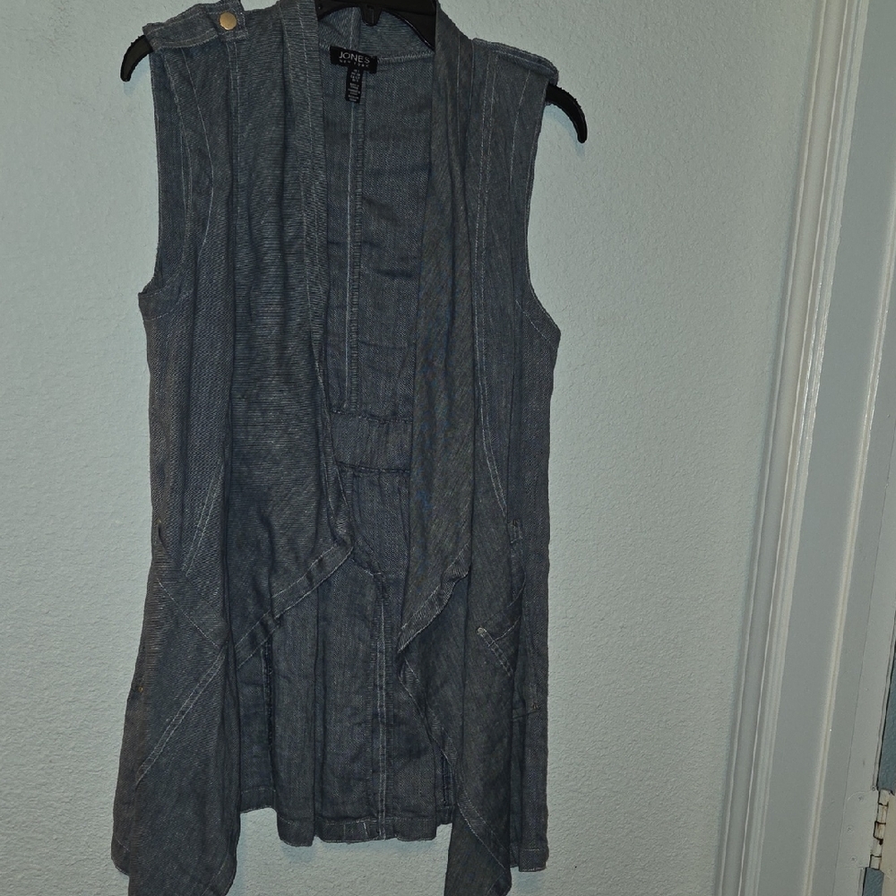 Jones New York Gray Sleeveless Jacket